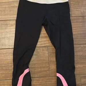 Women's Black and Pink Lululemon Leggings Capri style